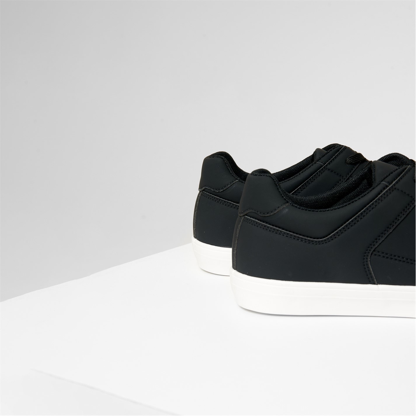Threadbare Stitch Detail Court Trainers - 3