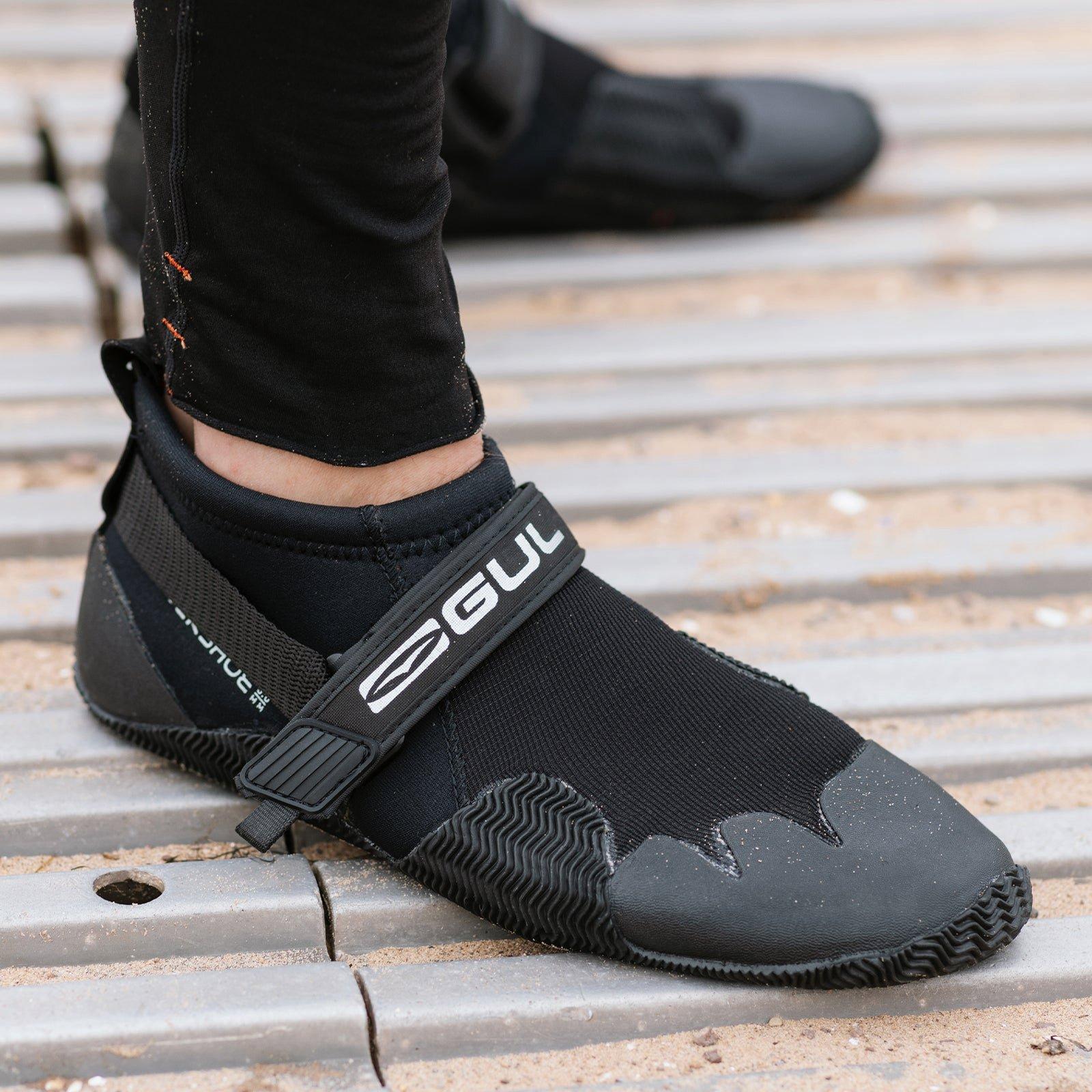 Boty Gul Black 2720298 3MM STRAPPED POWER WETSUIT SLIPPER - 5
