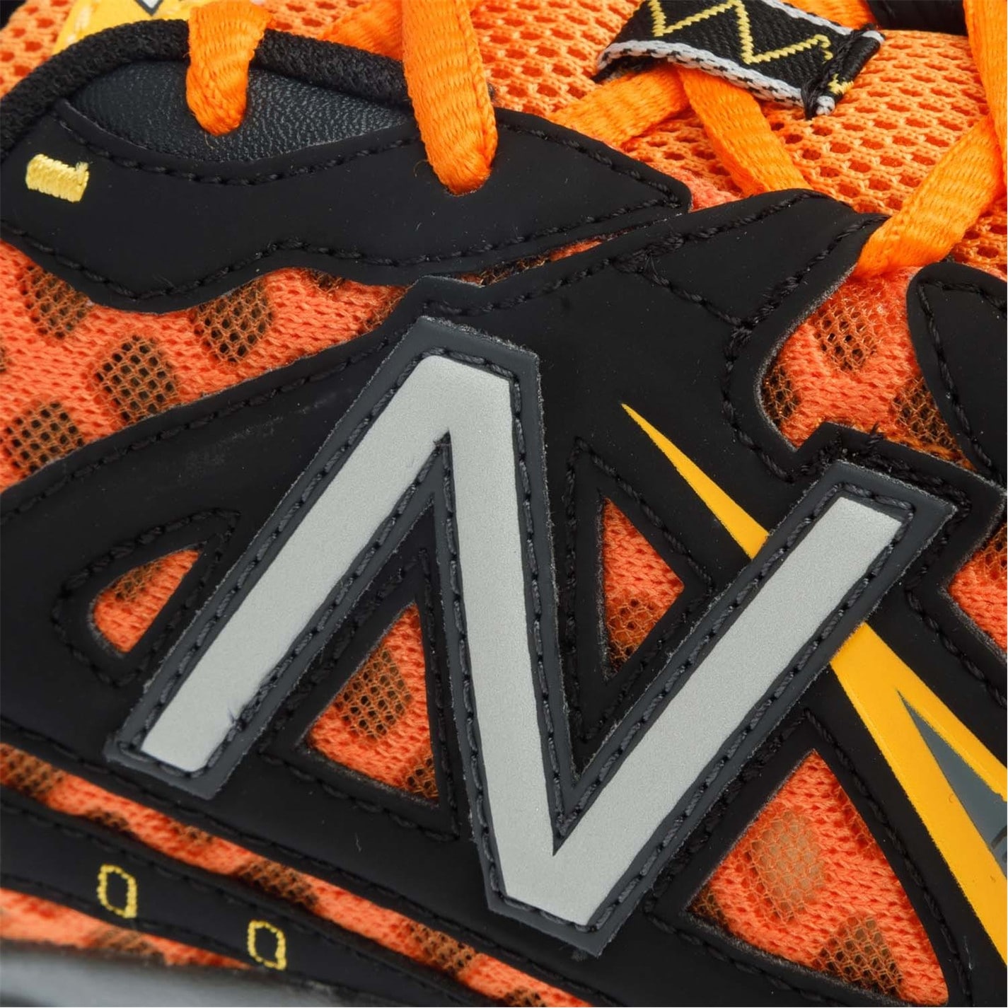 Tenisky New Balance Orange black 5205498 610 V1 Trainers - 5