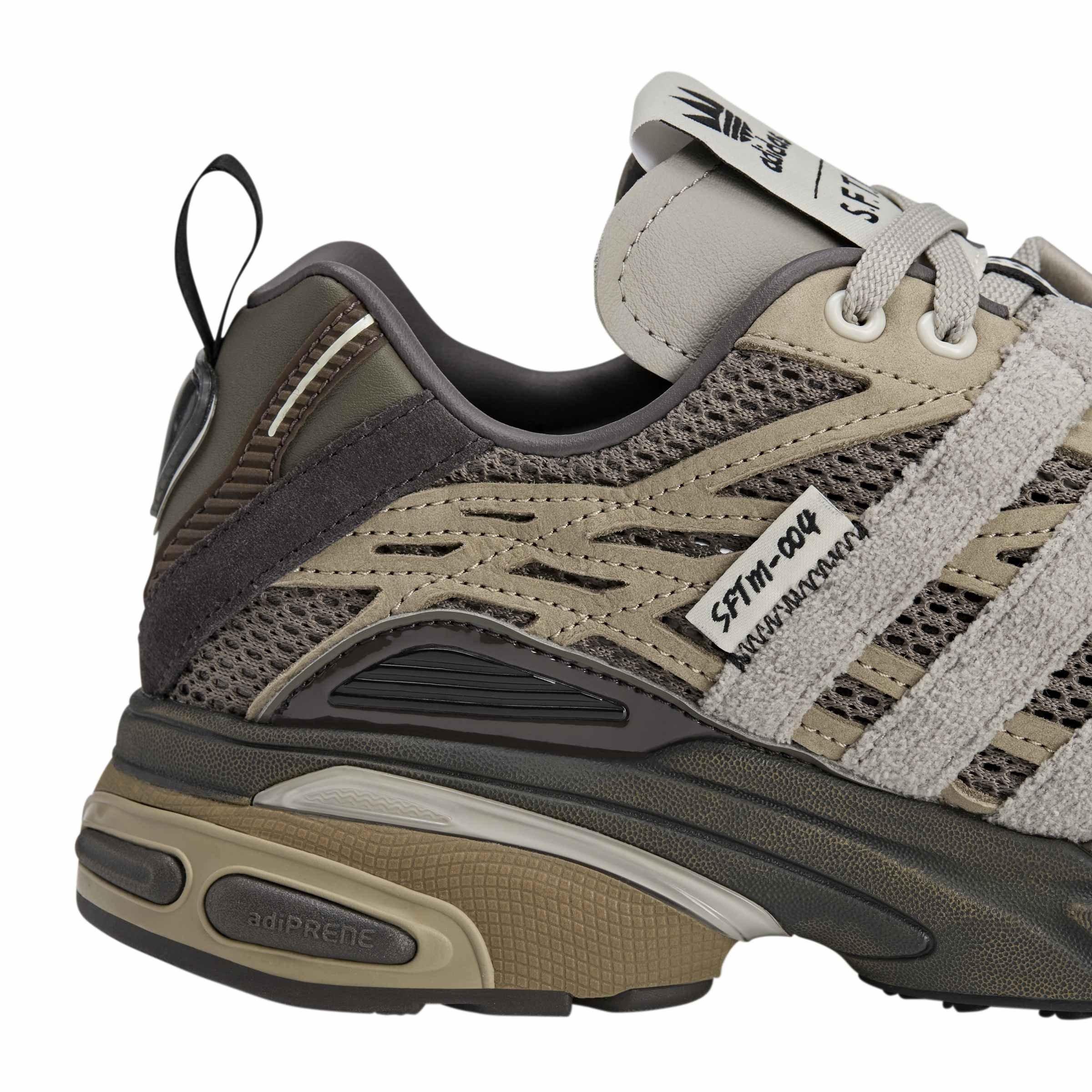 Tenisky adidas Originals Brown 8709420 Adistar Cushion STFM Trainers - 8