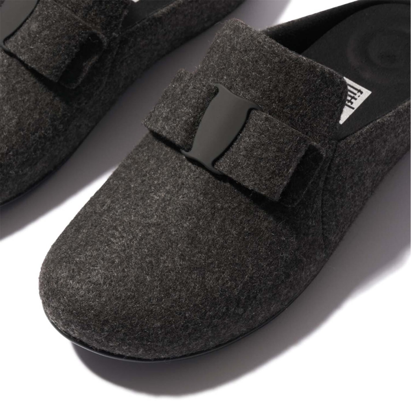 FitFlop Black 724604 Chrissie II Haus e01 Bow Felt Slippers - 5