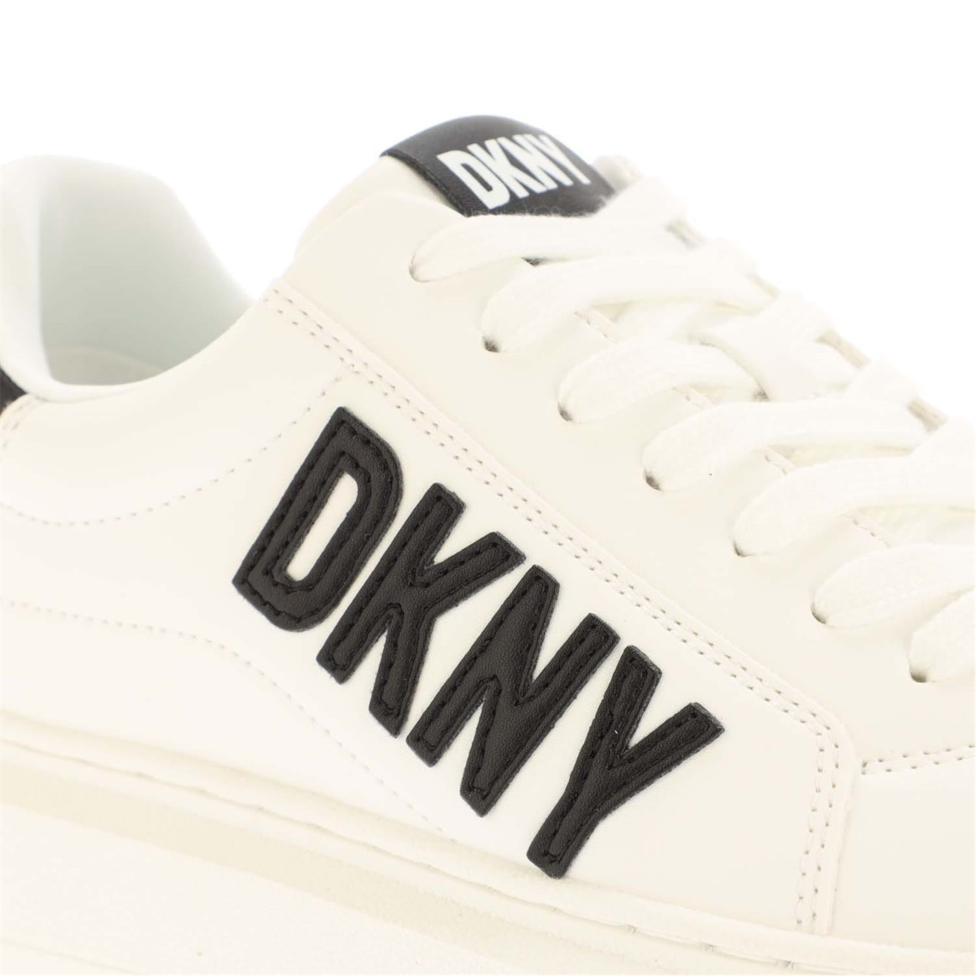 Tenisky DKNY White Black 563396 Minda Lace Up Trainers - 5