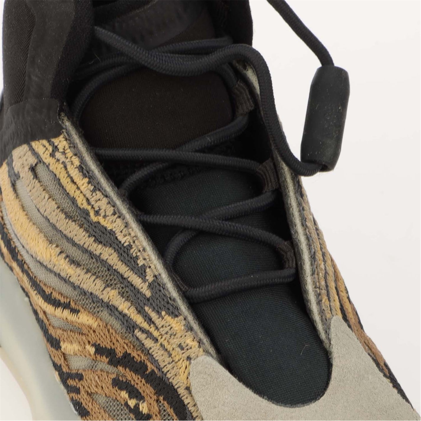Tenisky Yeezy Brown 7912388 Quantum Trainers - 5