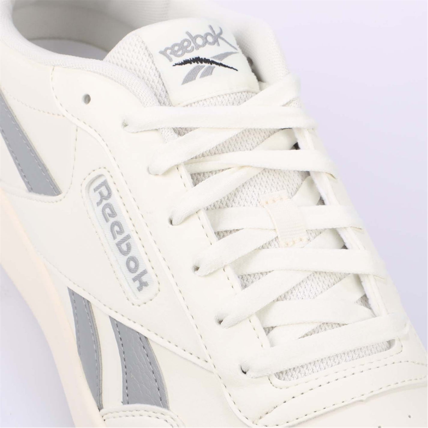 Tenisky Reebok White Grey 9428526 Court Advance Trainers - 6