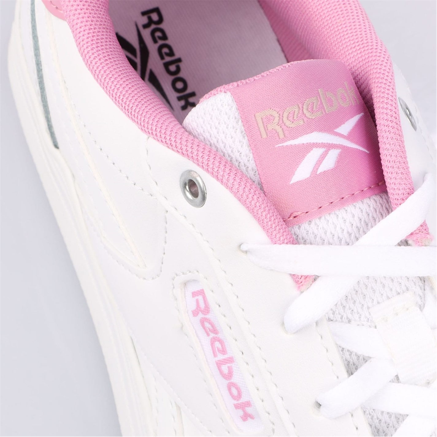 Tenisky Reebok White pink 4246833 Court Advance Bold Trainers - 5
