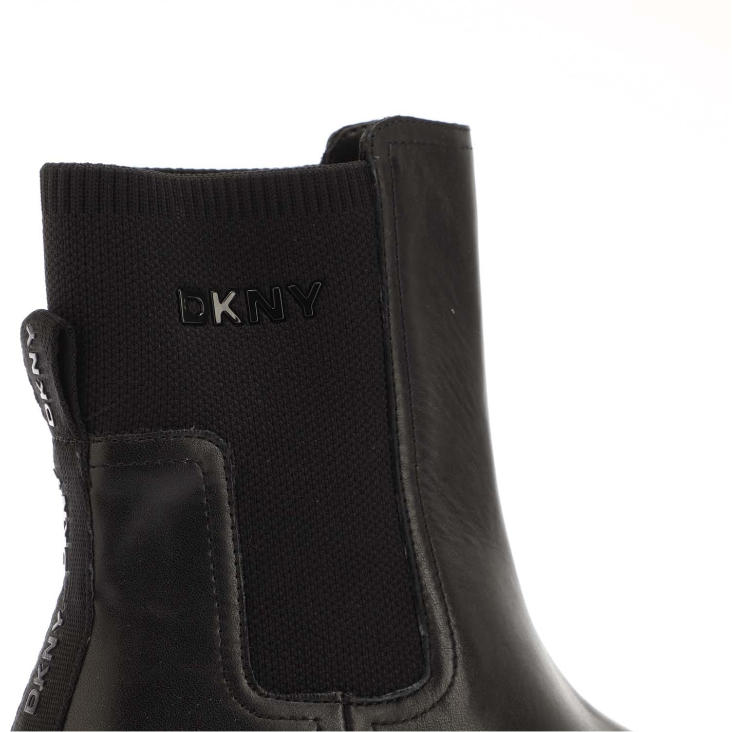 Boty DKNY Black 433563 Roxanne Chelsea Boots - 5