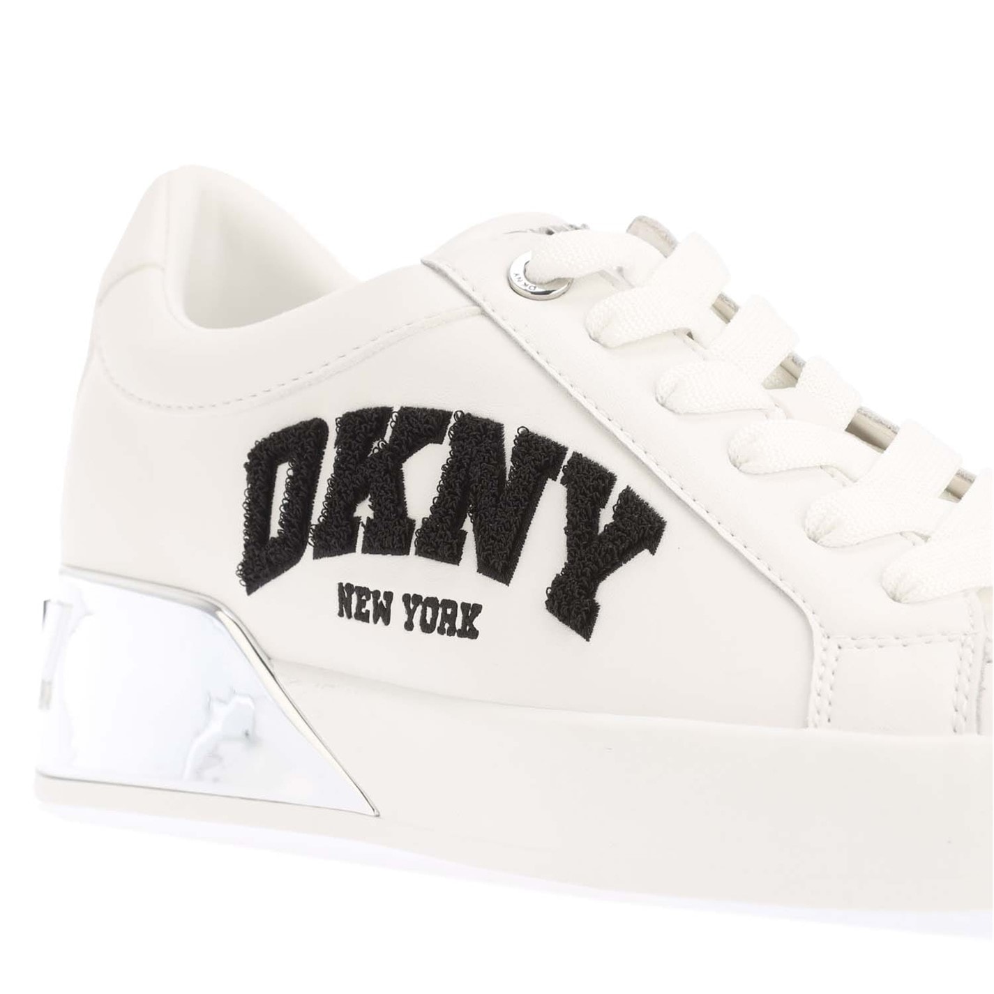 Tenisky DKNY White 7055960 Maben Varsity Lace Up Trainers - 5