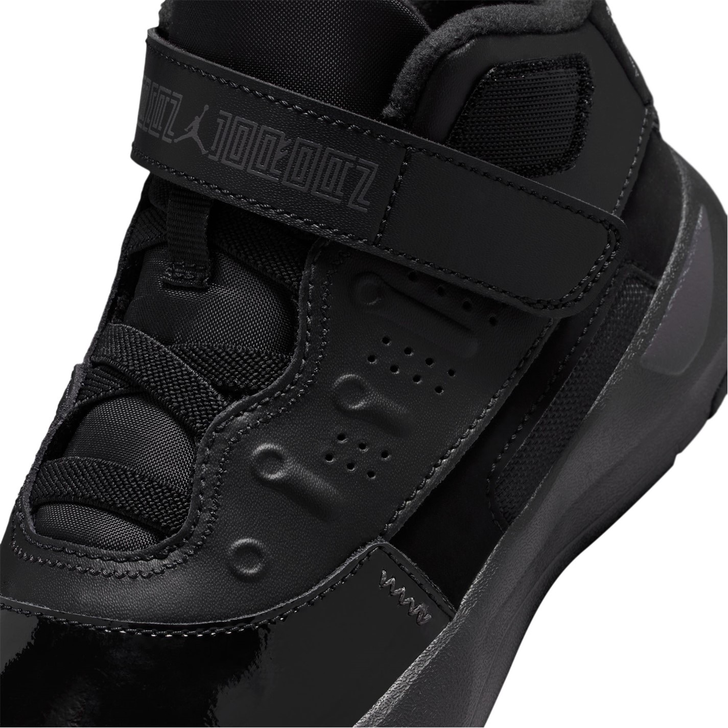 Air Jordan Max Aura 7 Ch53 - 7