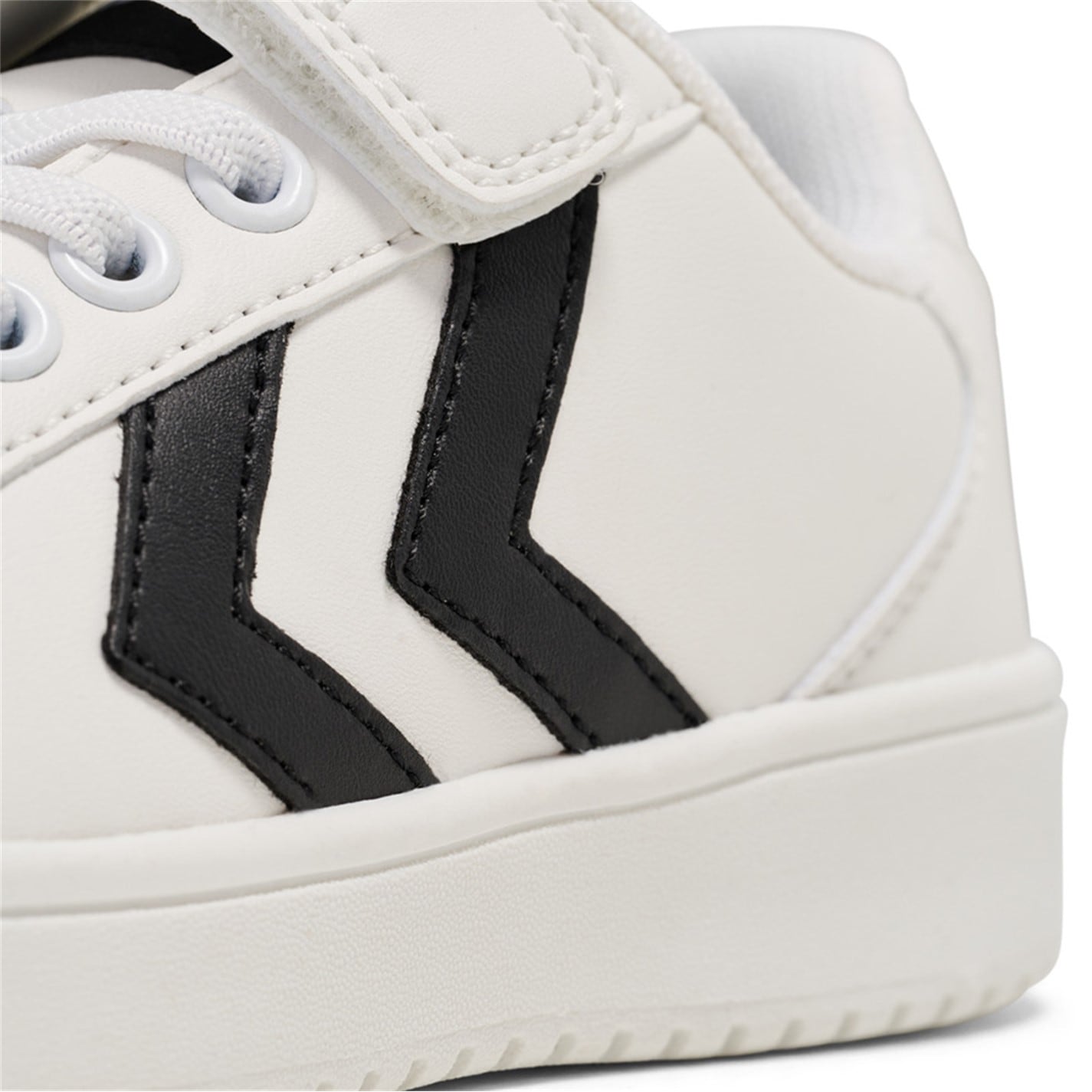 Tenisky Hummel White 946945 Derby Court Trainers Childrens - 3