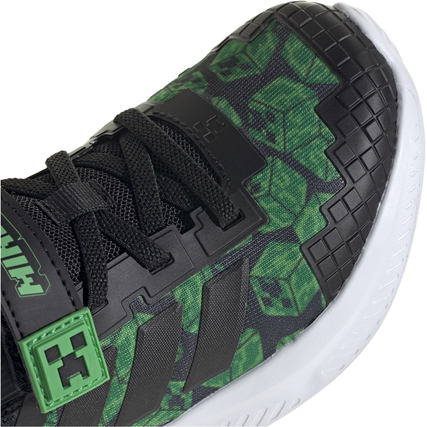 Tenisky adidas Black 1184769 Kids' Low-Top Trainers - 8