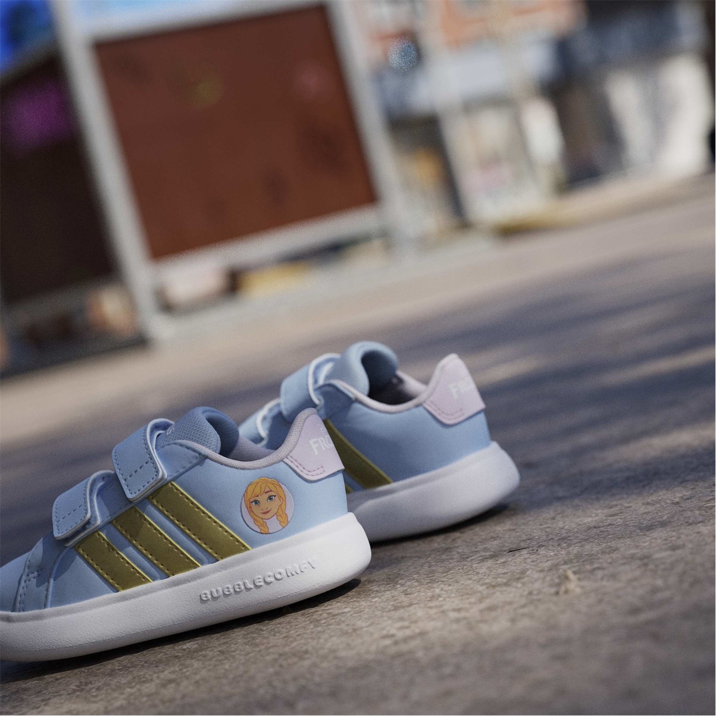 Tenisky adidas Blue 7404741 Kids' Grand C Anna Low-Top Trainers - 16