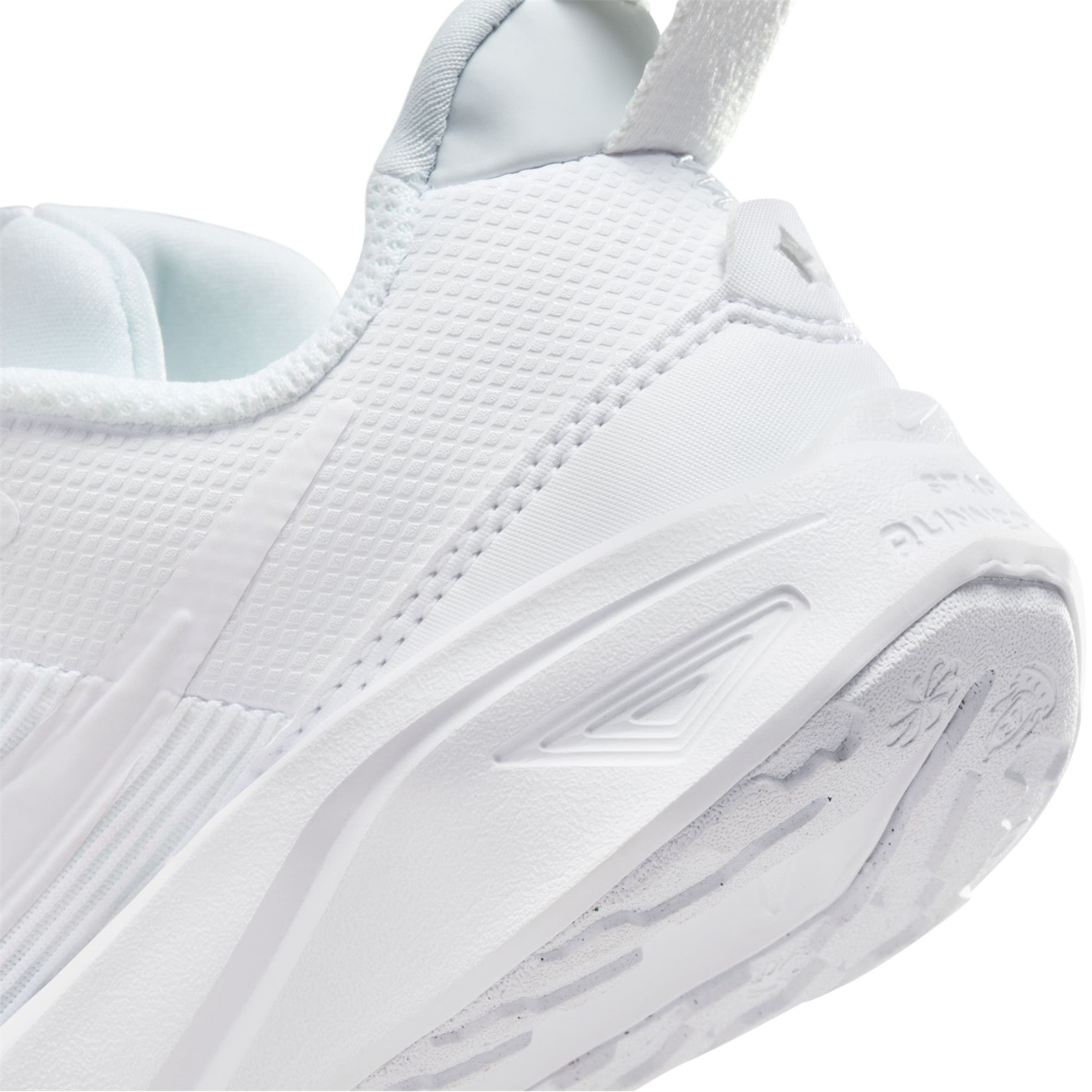 Tenisky Nike White 7386291 Star Runner 4 Little Kids' Shoes - 8