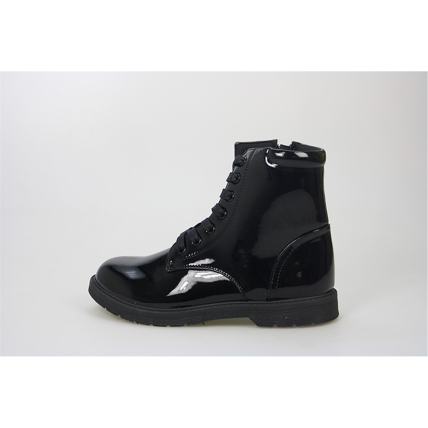 Buckle My Shoe Black 9654247