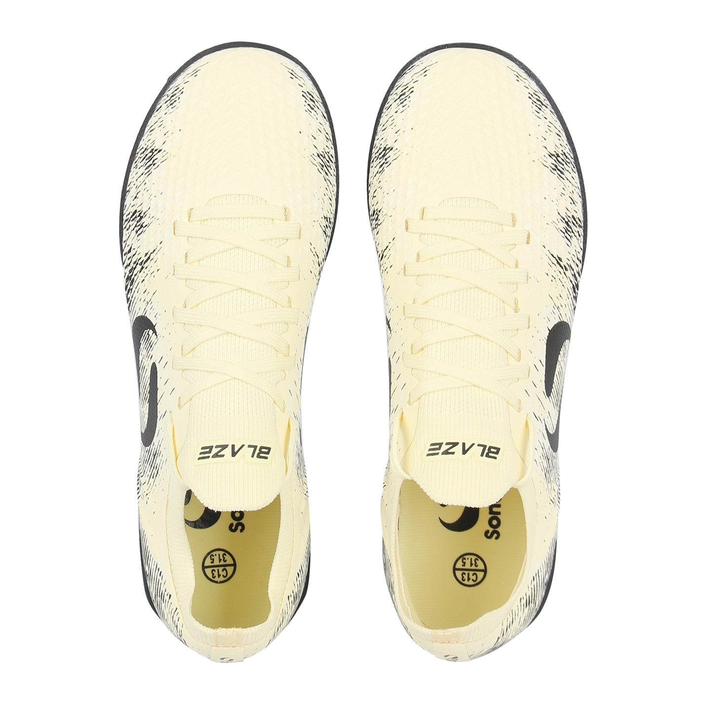 Sondico Blaze Childrens Astro Turf Trainers - 6