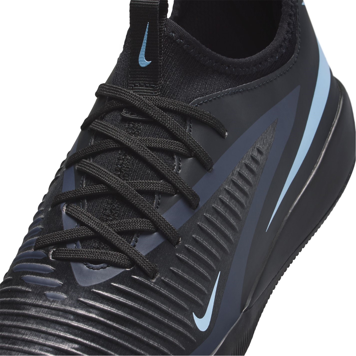 Nike Phantom 6 Academy Juniors Indoor Football Boots - 7