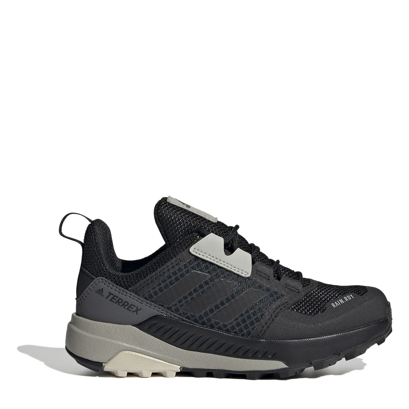 adidas Black 3767677