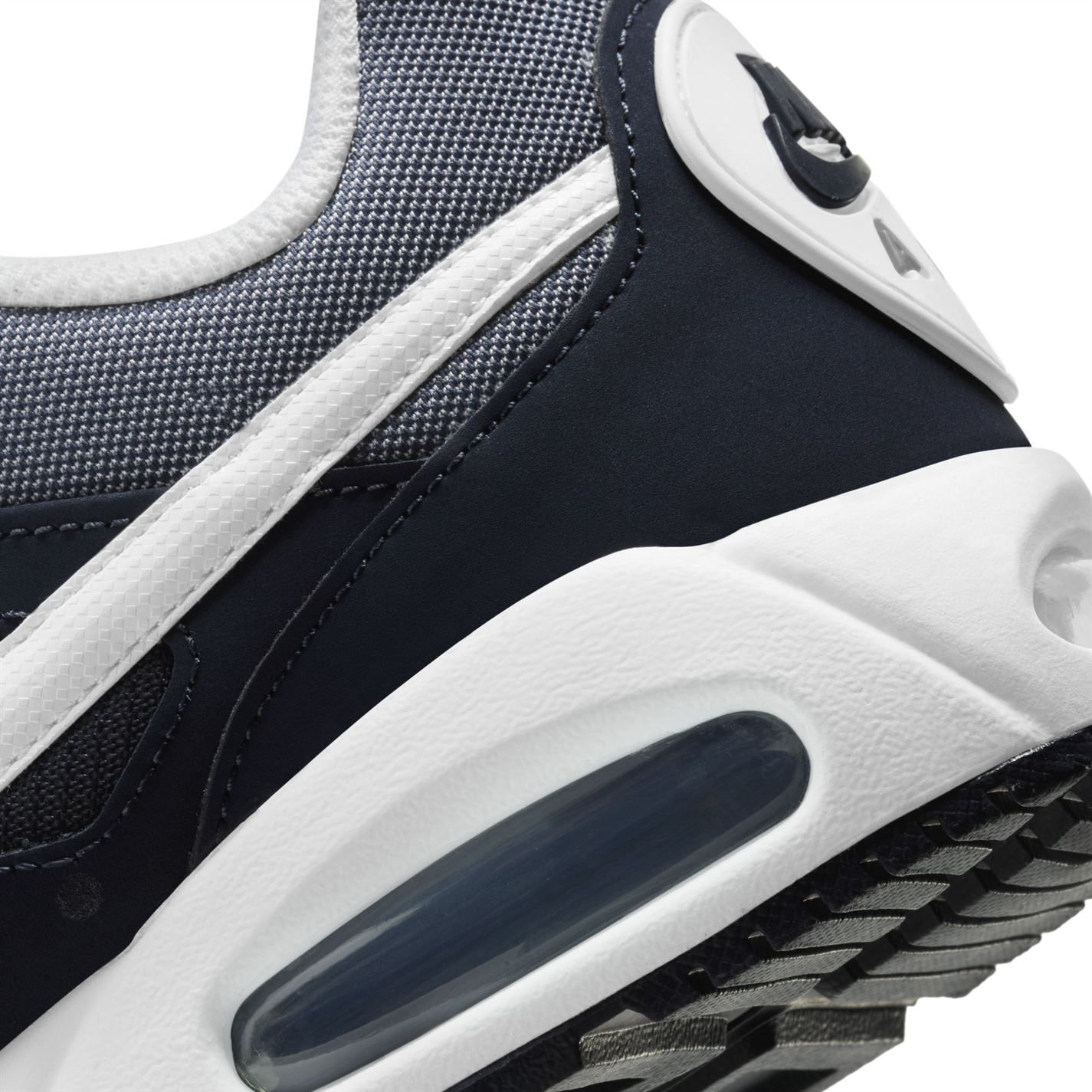 Nike Air Max IVO Trainers - 9
