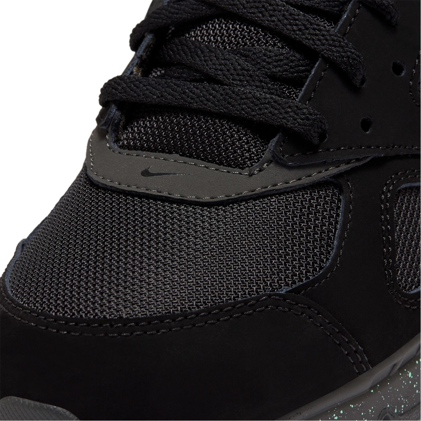 Nike Air Max IVO Trainers - 7