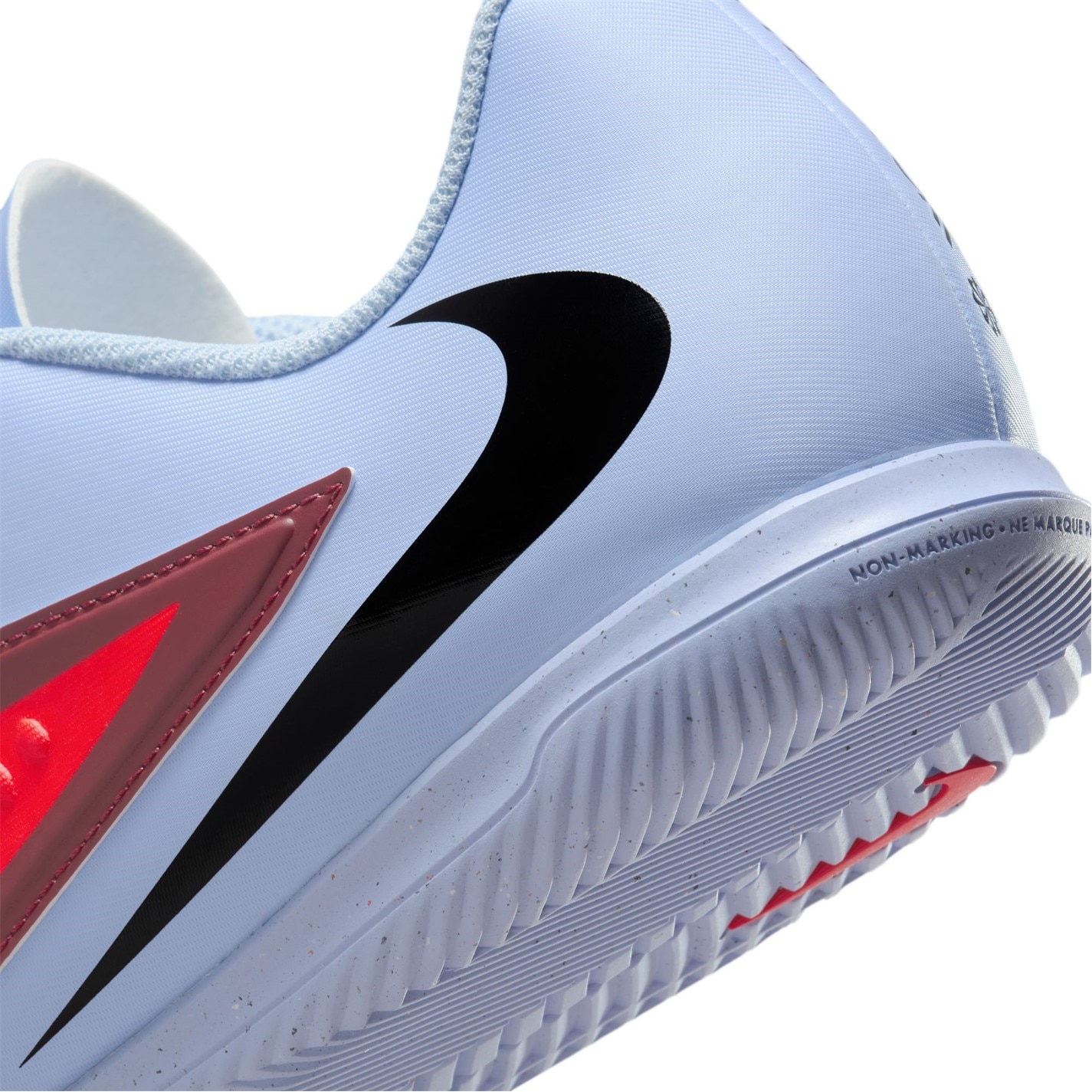 Nike Phantom 6 Club Adults Indoor Football Boots - 8