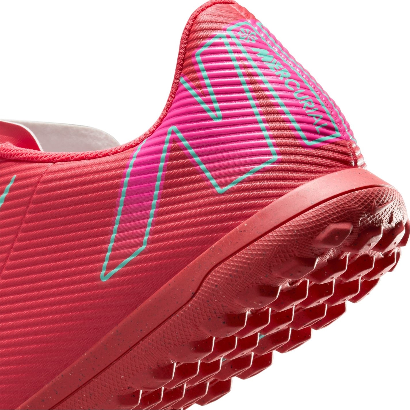 Nike Mercurial Vapor 16 Club Astro Turf Football Boots - 8