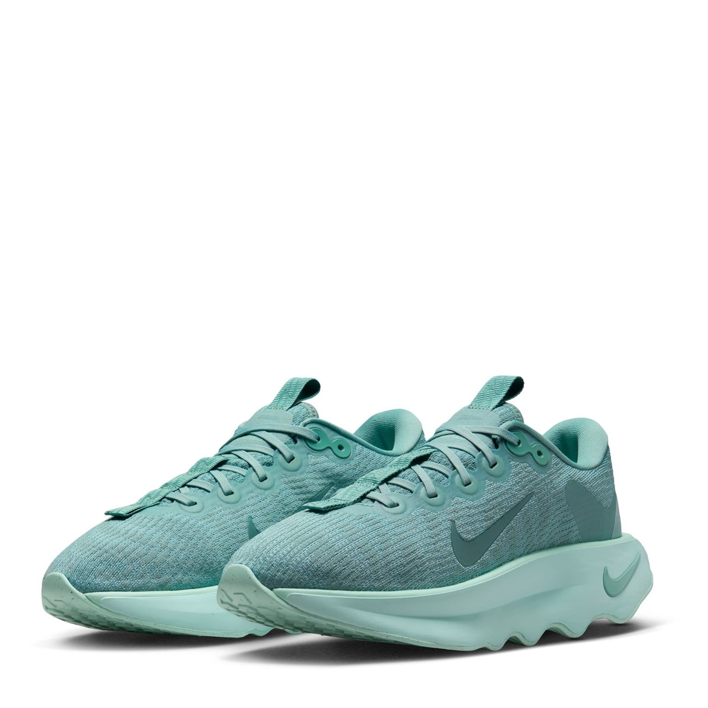 Nike Motiva Women's Walking Shoes - 4