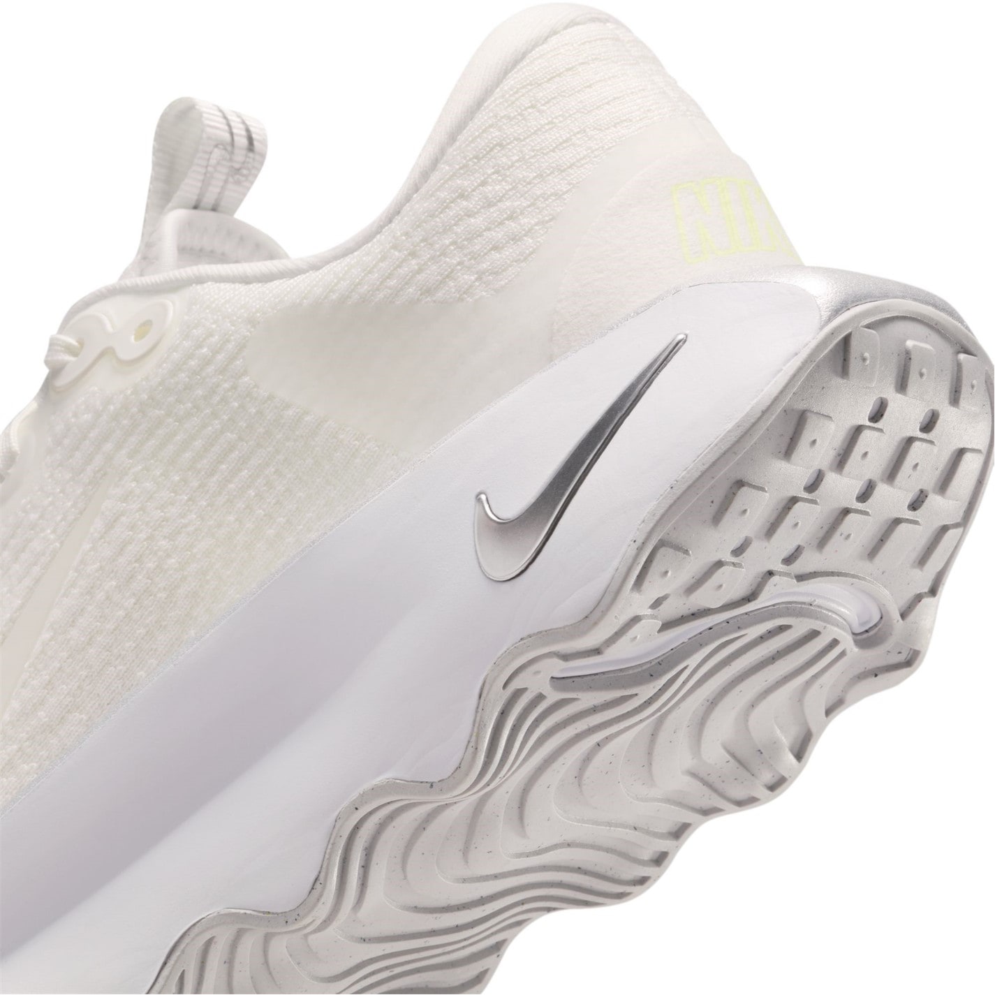 Nike Motiva Women's Walking Shoes - 8