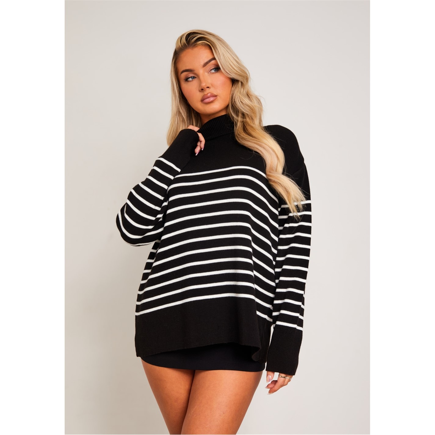 Missy Empire Harriet Black & White High Neck Oversized Long Sleeve Jumper - 2
