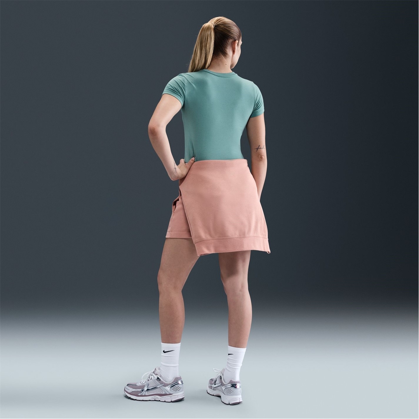 Nike Sportswear Chill Knit T-Shirt Womens - 8