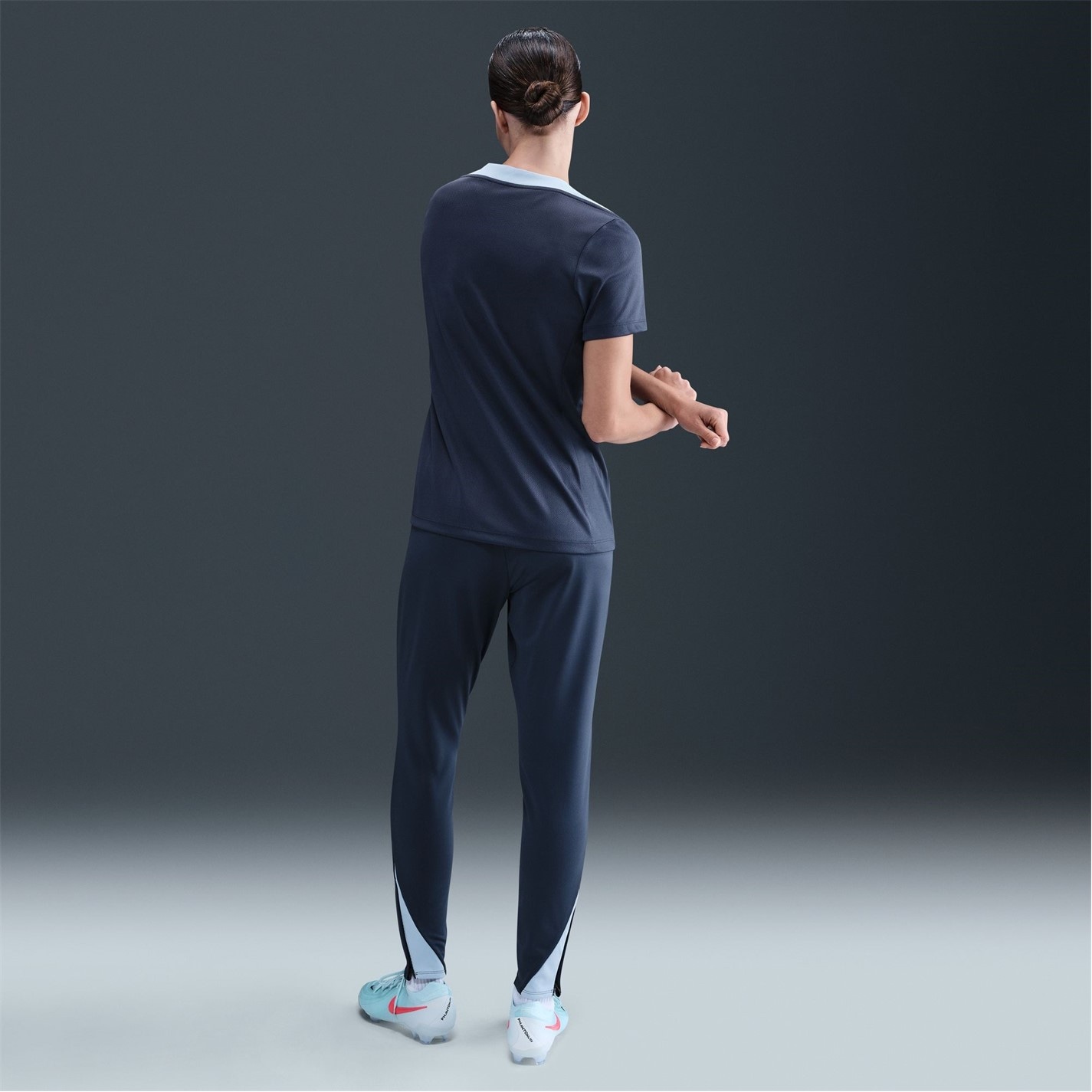 Nike Strike Shirt Womens - 8