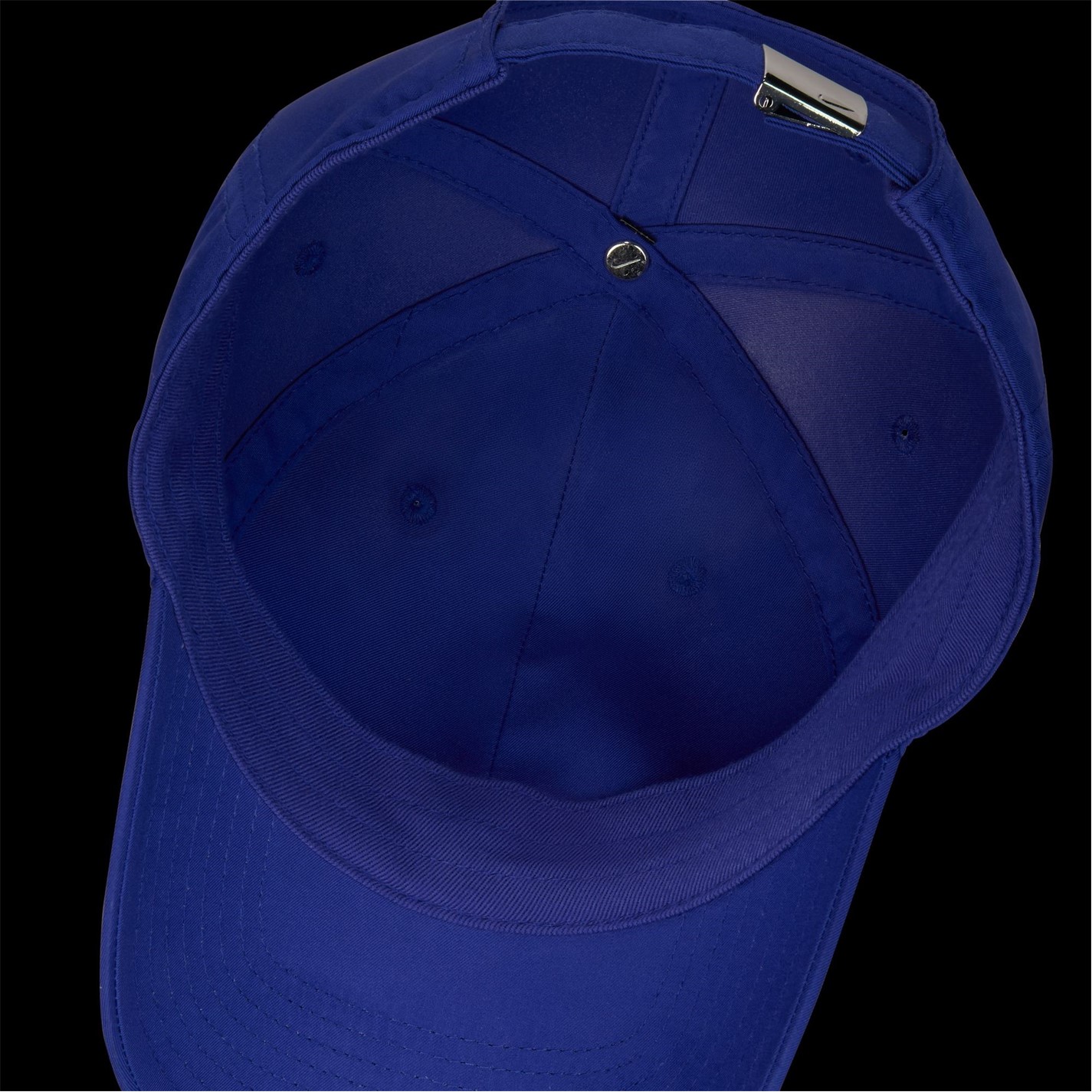 Nike Metal Swoosh Cap - 11