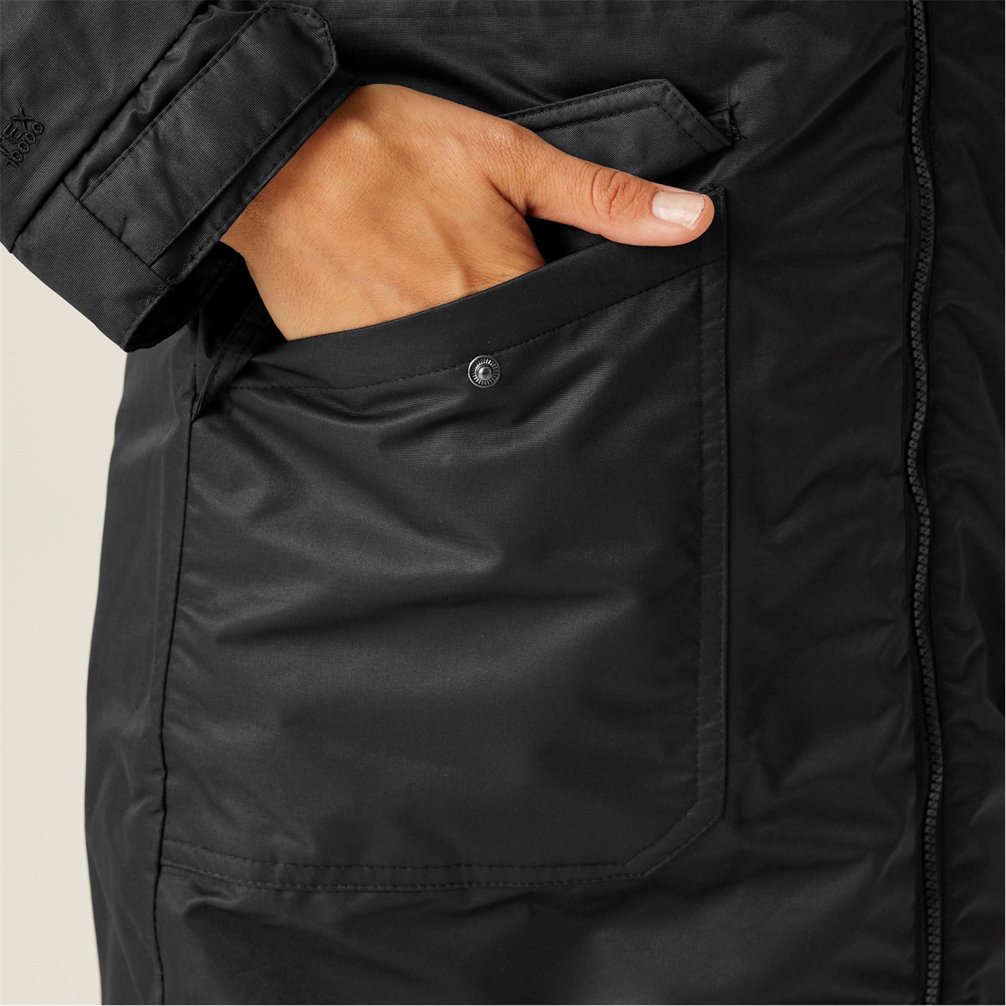 Dámska bunda Regatta Black 9965712 Womens Romine II Waterproof Hooded Long Sleeve Insulated Puffer Jacket - 5