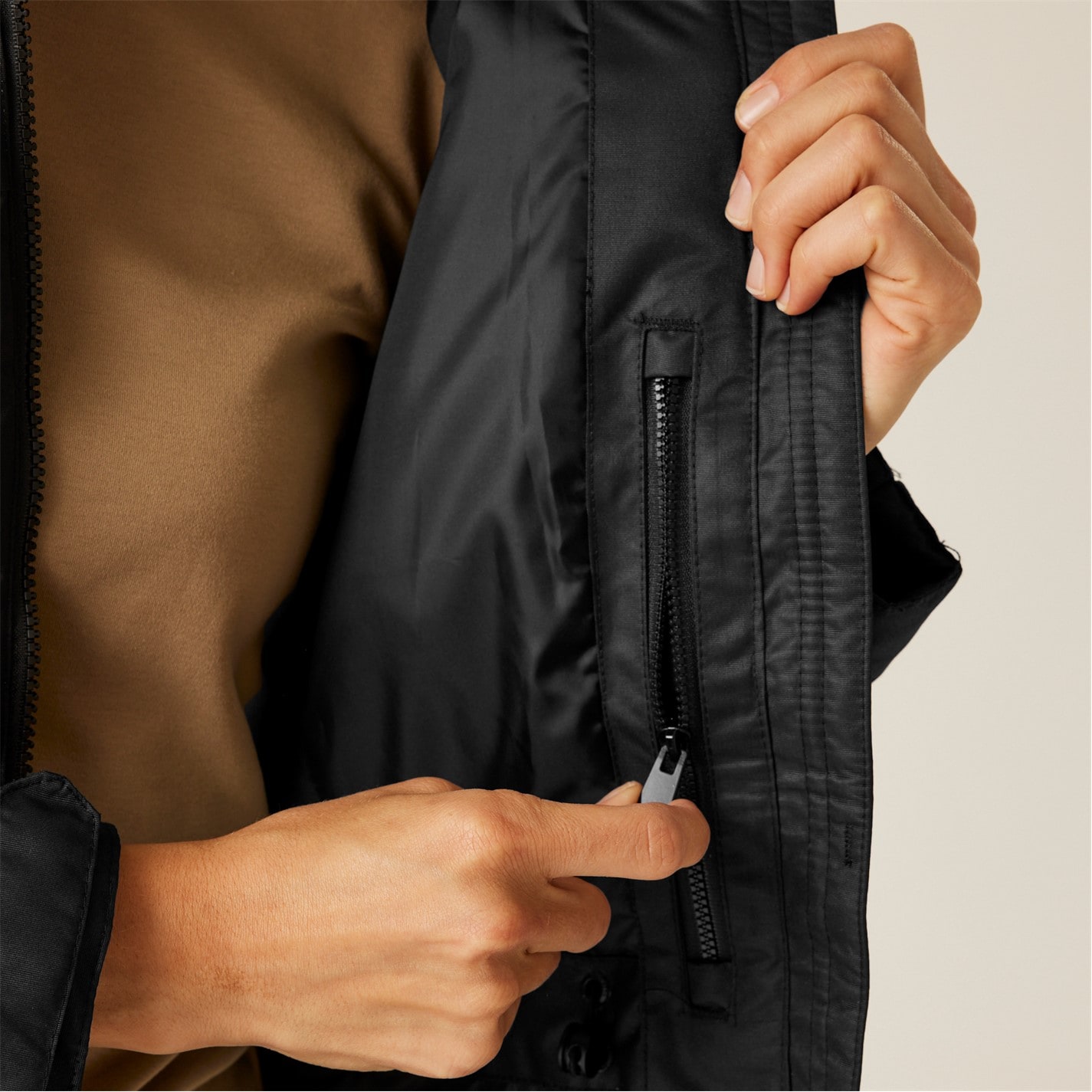 Dámska bunda Regatta Black 9965712 Womens Romine II Waterproof Hooded Long Sleeve Insulated Puffer Jacket - 6