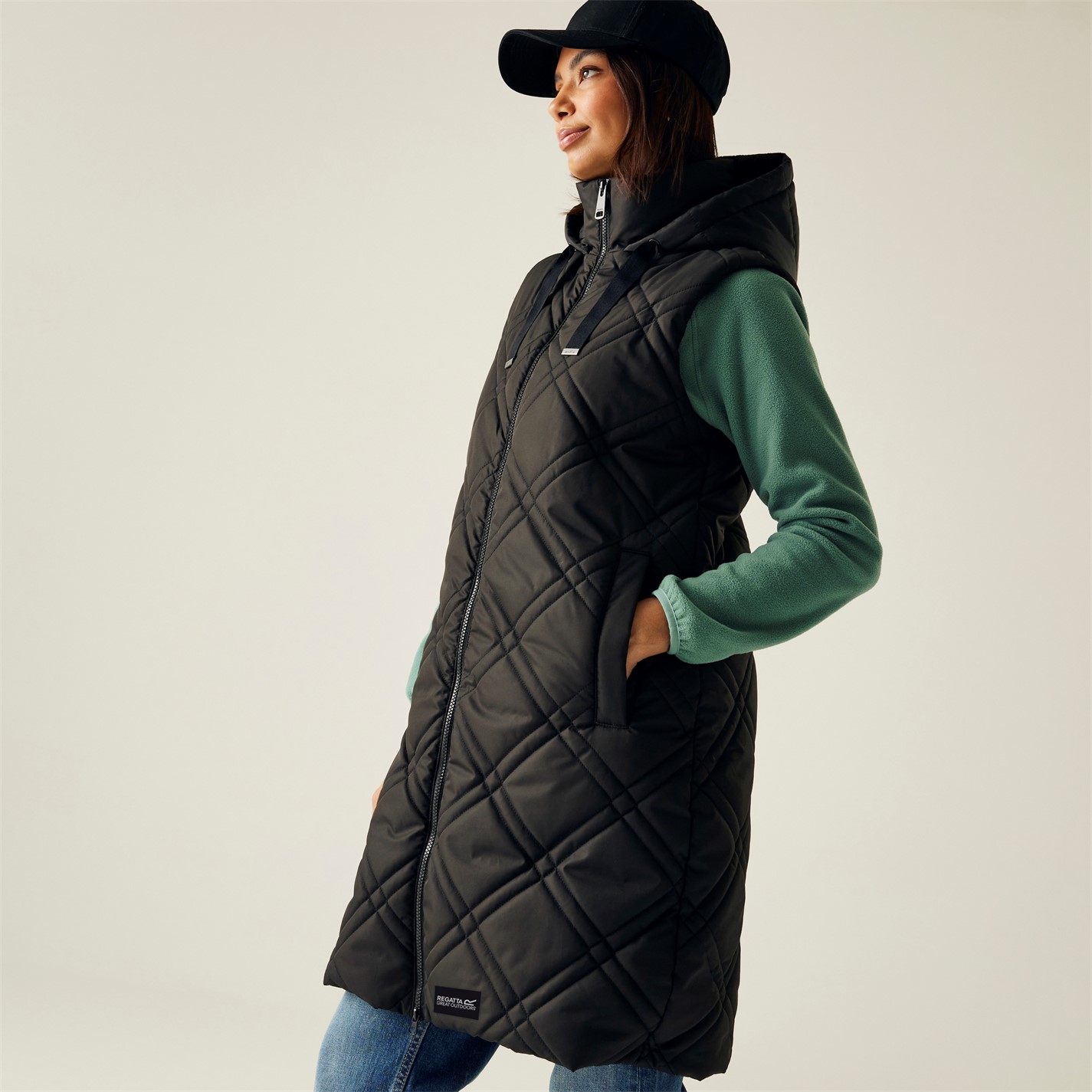 Vesta Regatta Black 769745 Womens Rurietta Water-Repellent Hooded Gilet - 2