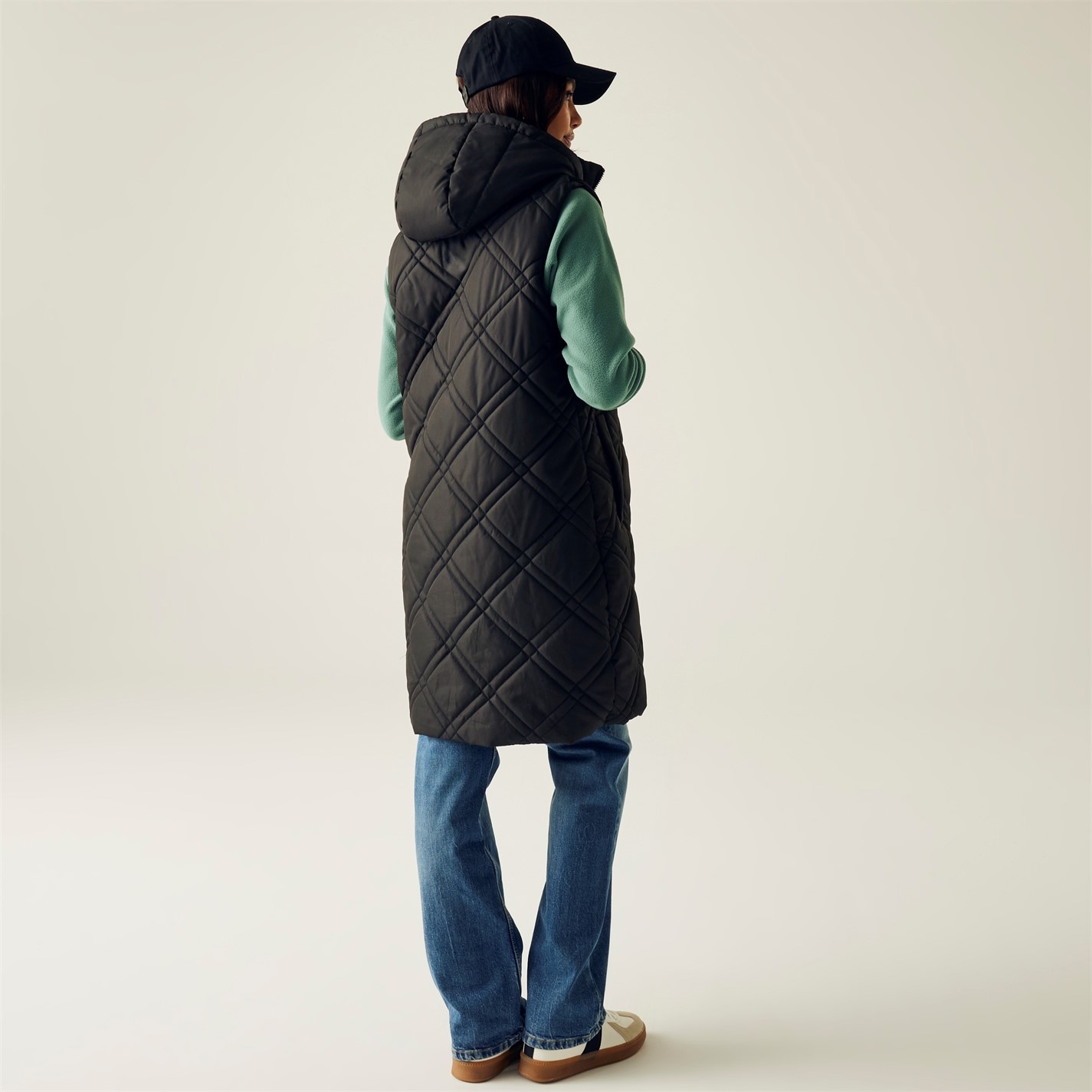 Vesta Regatta Black 769745 Womens Rurietta Water-Repellent Hooded Gilet - 3