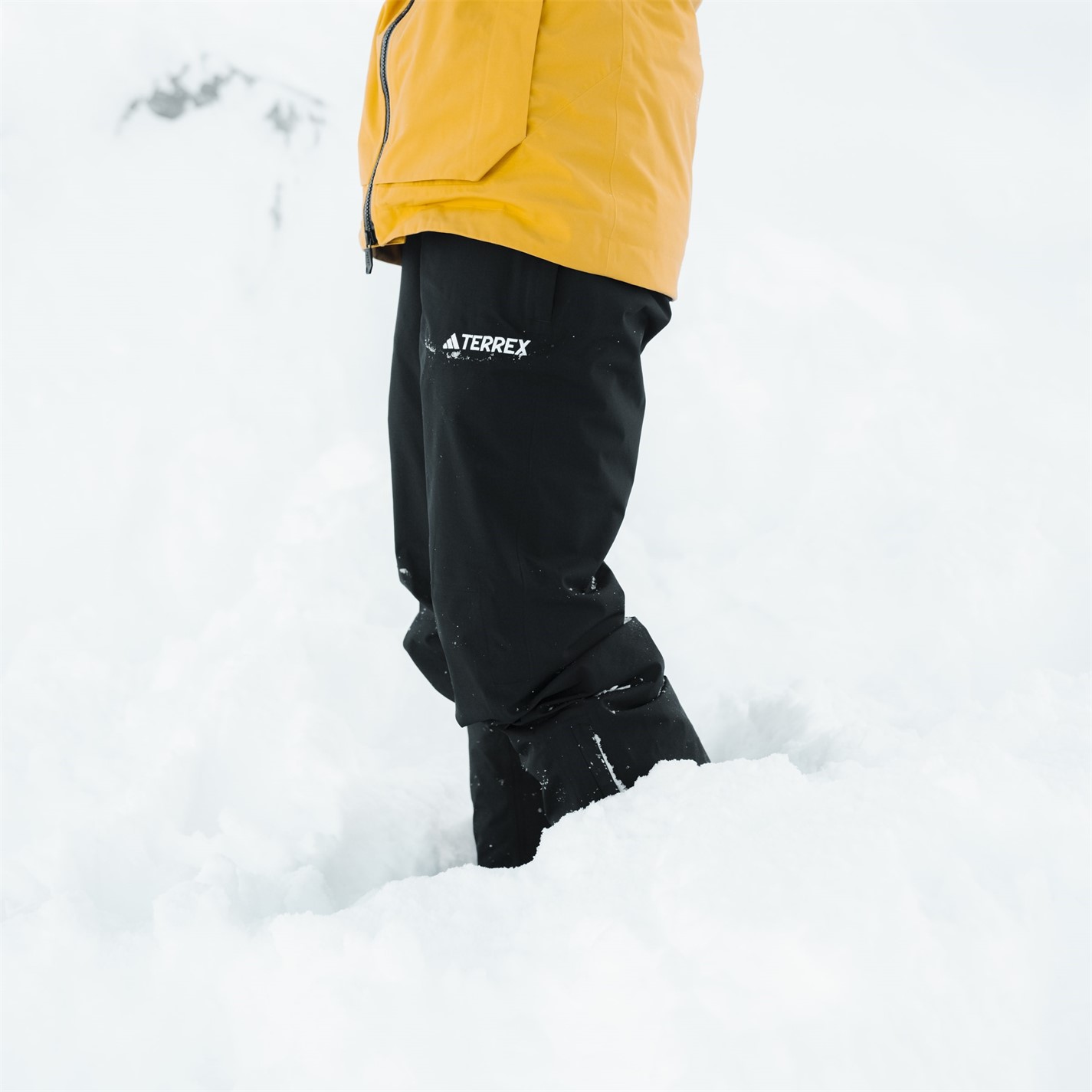 Nohavice adidas Black 2181430 Women's Waterproof Trousers - 15