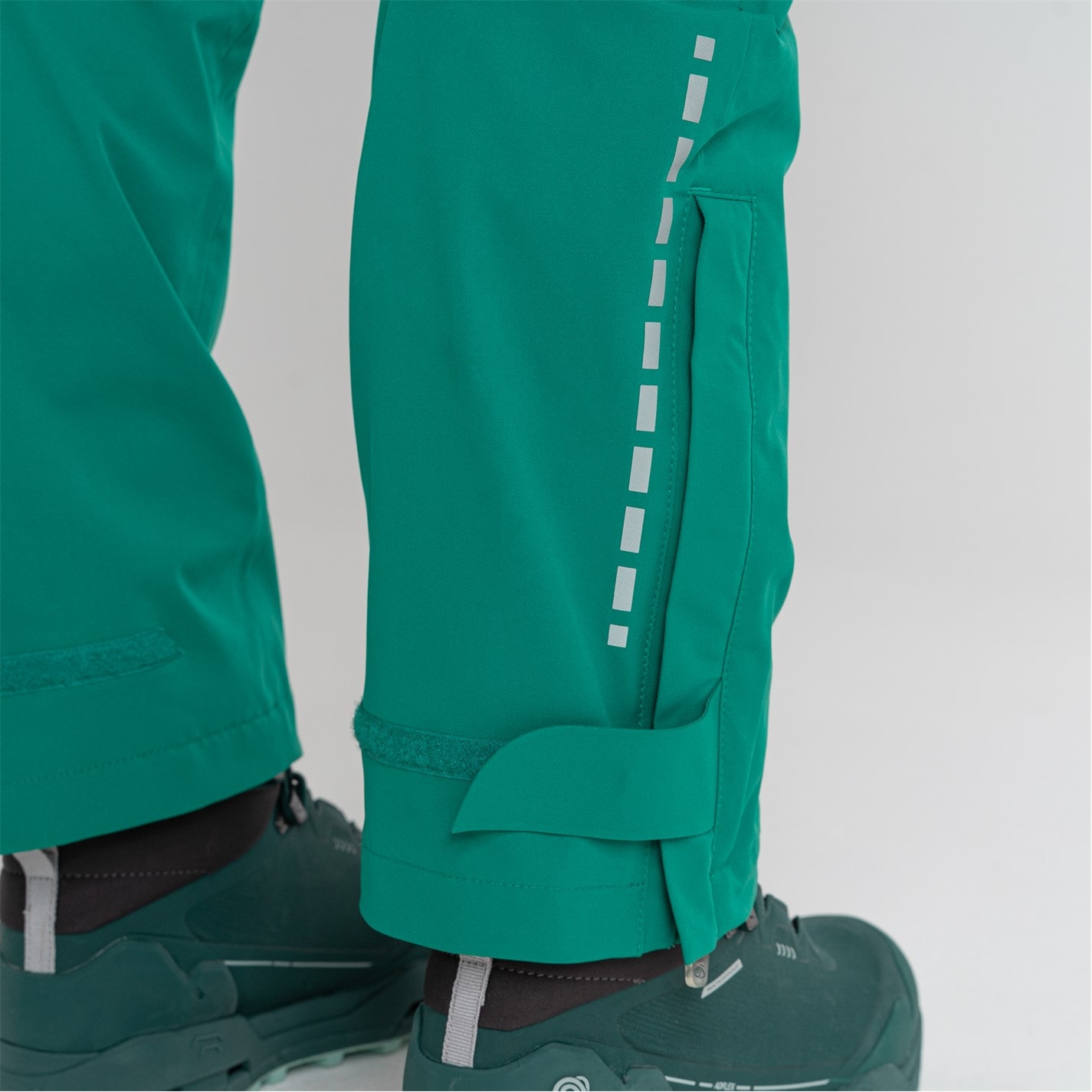 Dámska bunda Craghoppers Mystic Green 2186974 Women's Olesia Tailored Fit Waterproof Jacket - 9
