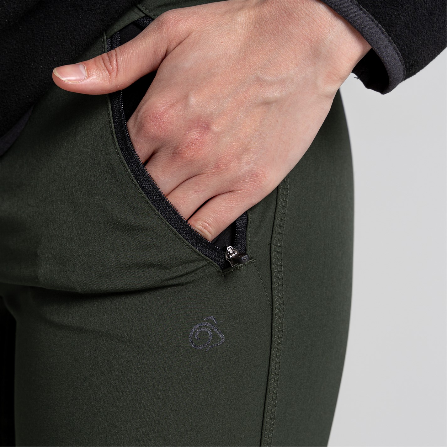 Nohavice Craghoppers Oak Green 7483800 Women's Crag Expedition Performance Walking Trousers - 5