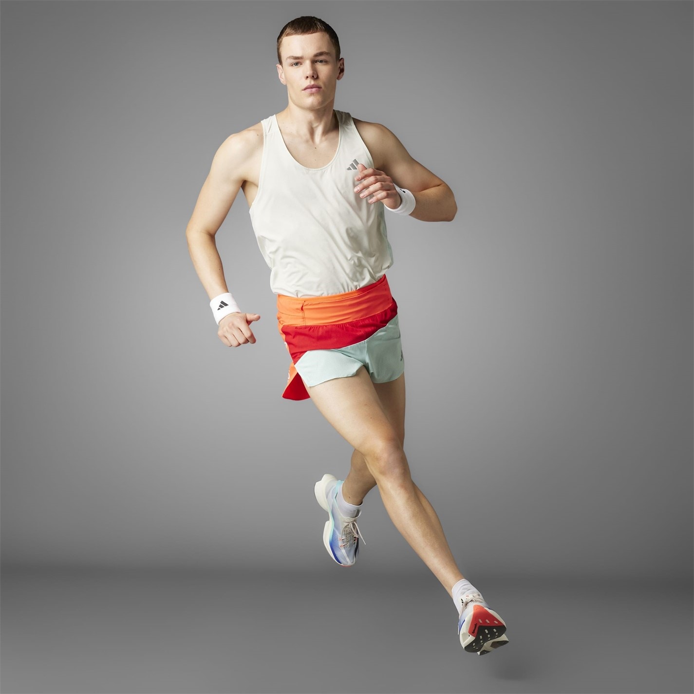 Kraťasy adidas Scrlt 1543774 New York City Running Split Short Mens - 11