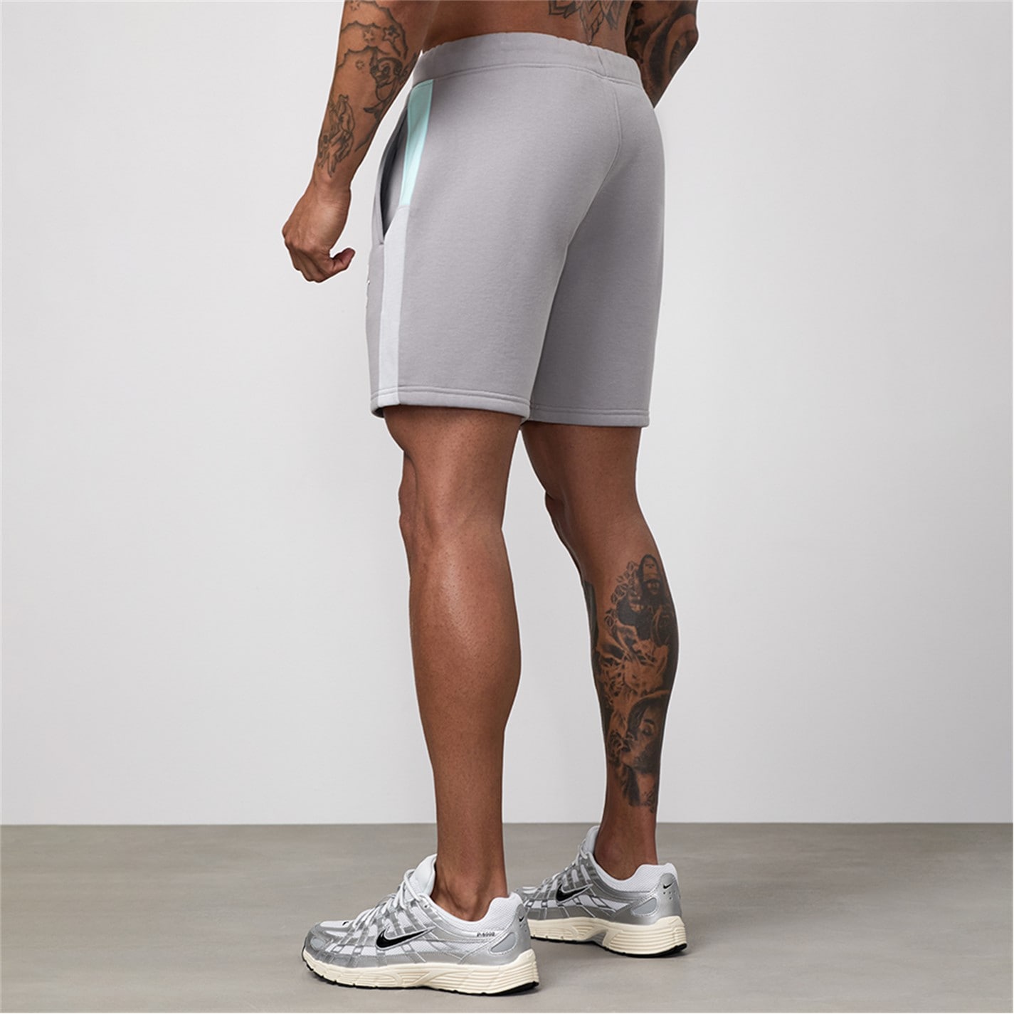 Kraťasy Gym King Grey 5215490 Contrast Panel Short - Urban Grey/Light Grey/Mint - 4