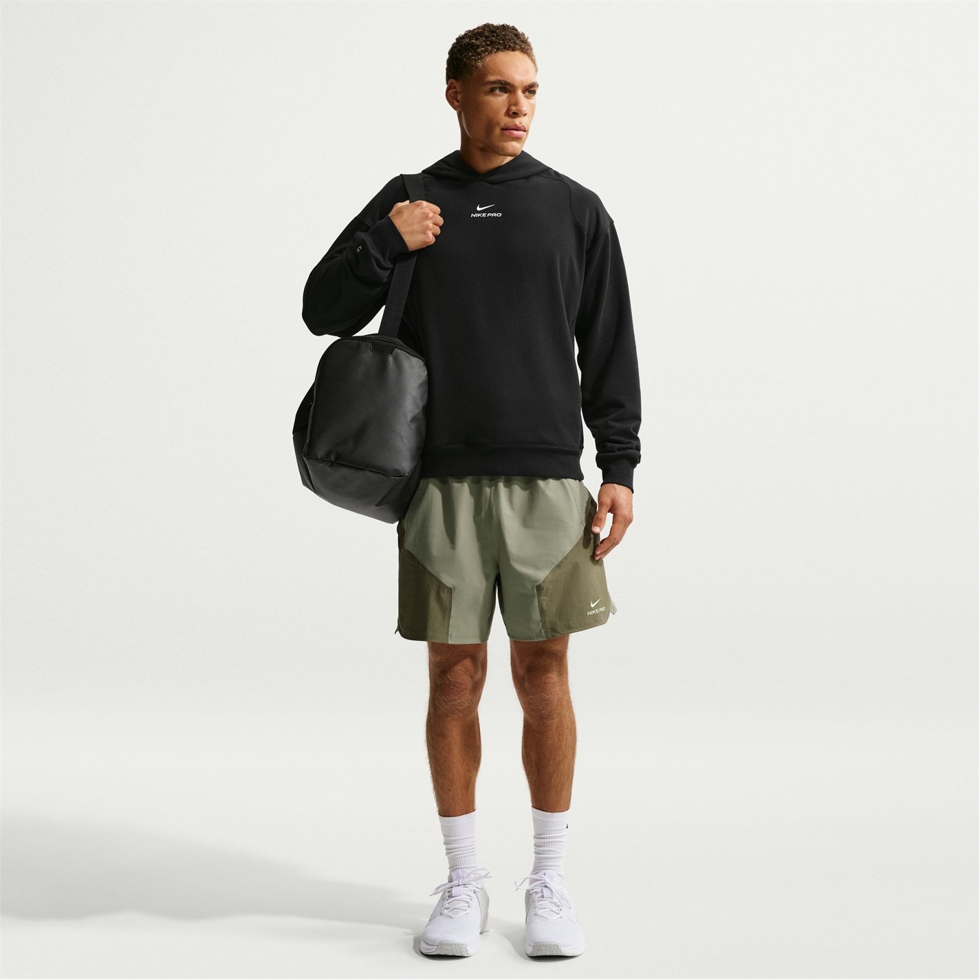 Kraťasy Nike Light Army 7802661 Men's Performance Gym Shorts - 6