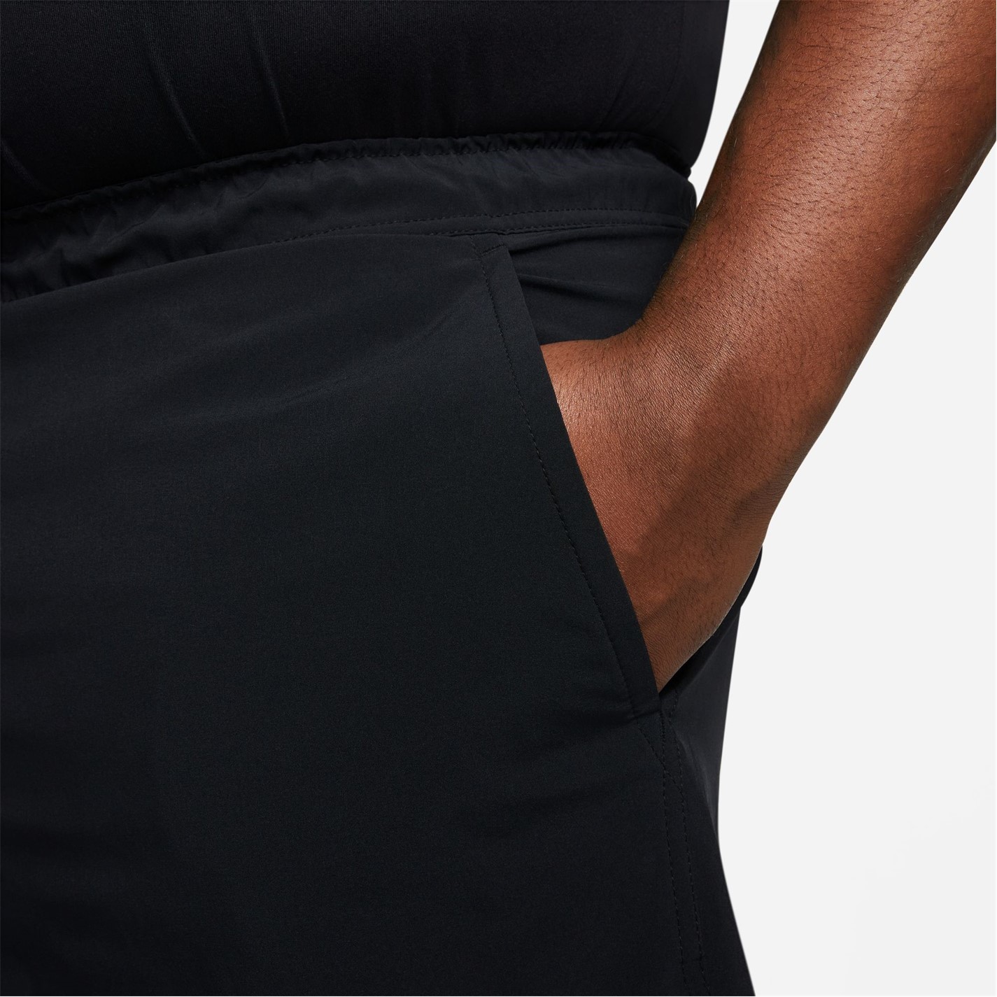Kraťasy Nike Black 2604126 Dri-FIT Unlimited Men's 7 2-in-1 Woven Fitness Shorts - 13