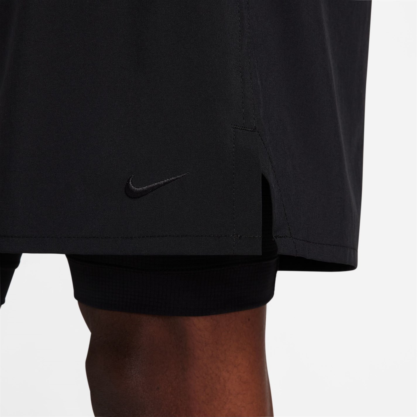 Kraťasy Nike Black 2604126 Dri-FIT Unlimited Men's 7 2-in-1 Woven Fitness Shorts - 6