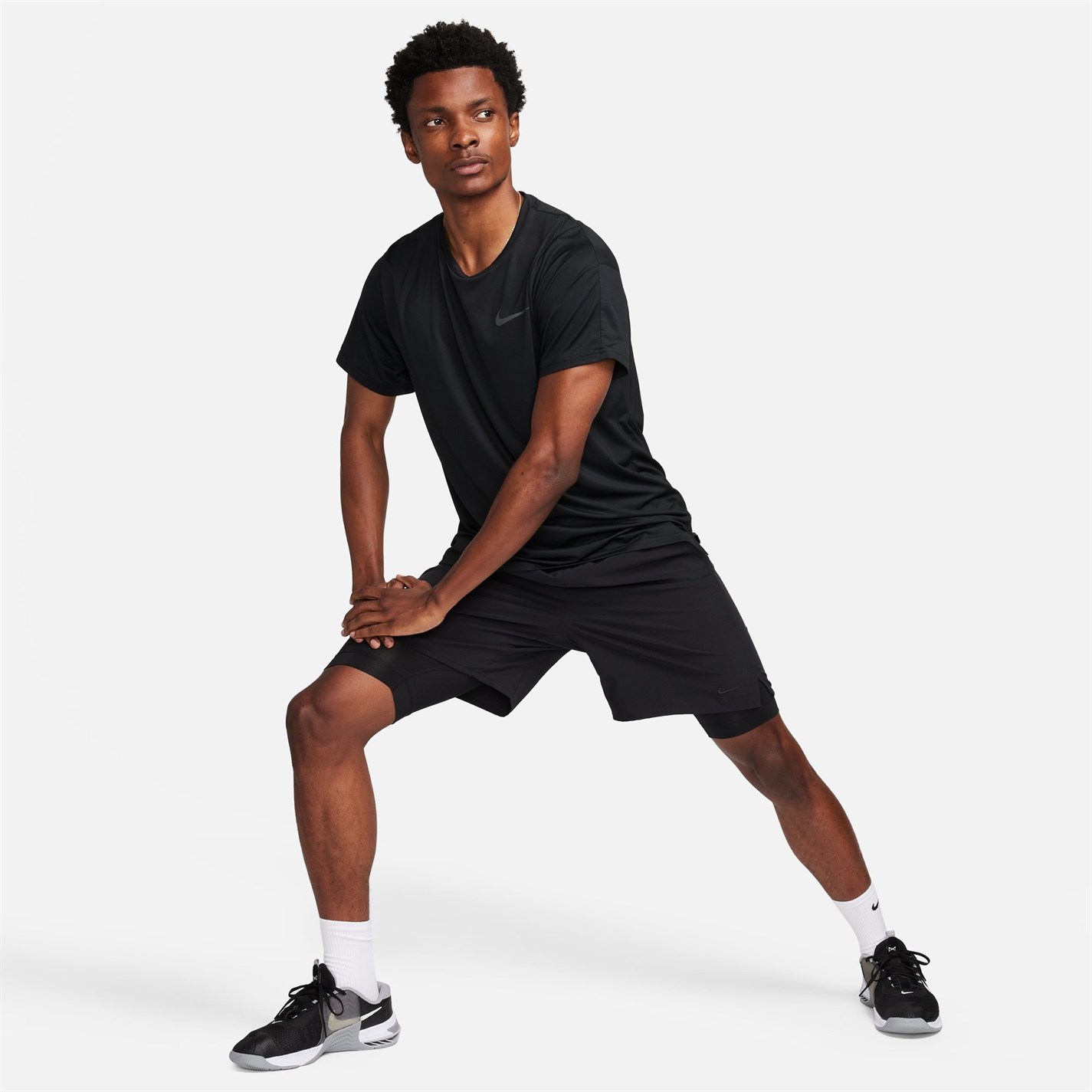 Kraťasy Nike Black 2604126 Dri-FIT Unlimited Men's 7 2-in-1 Woven Fitness Shorts - 10