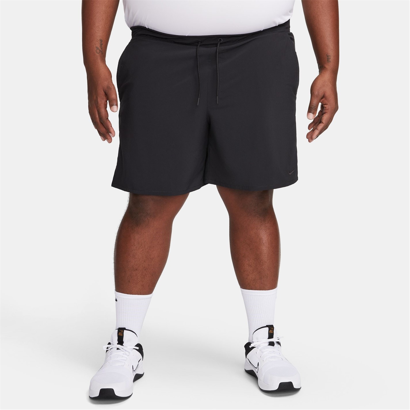 Kraťasy Nike Black 9648559 Dri-FIT Unlimited Men's 7 Unlined Woven Fitness Shorts - 7