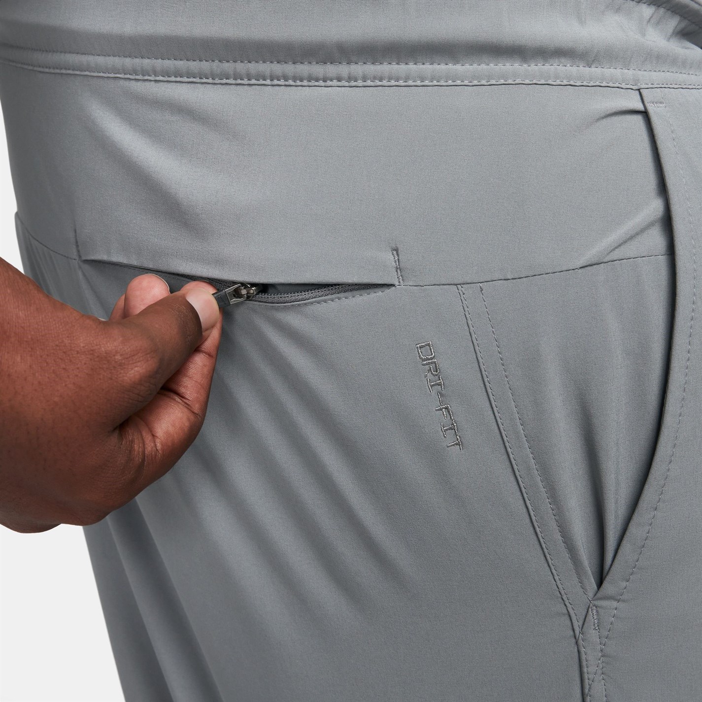 Kraťasy Nike Grey 1441044 Dri-FIT Unlimited Men's 7 Unlined Woven Fitness Shorts - 8