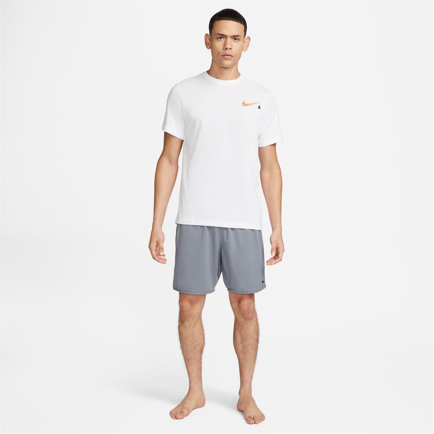 Kraťasy Nike Smoke Grey 2883922 Dri-FIT Totality Men's 7 Unlined Knit Fitness Shorts - 7