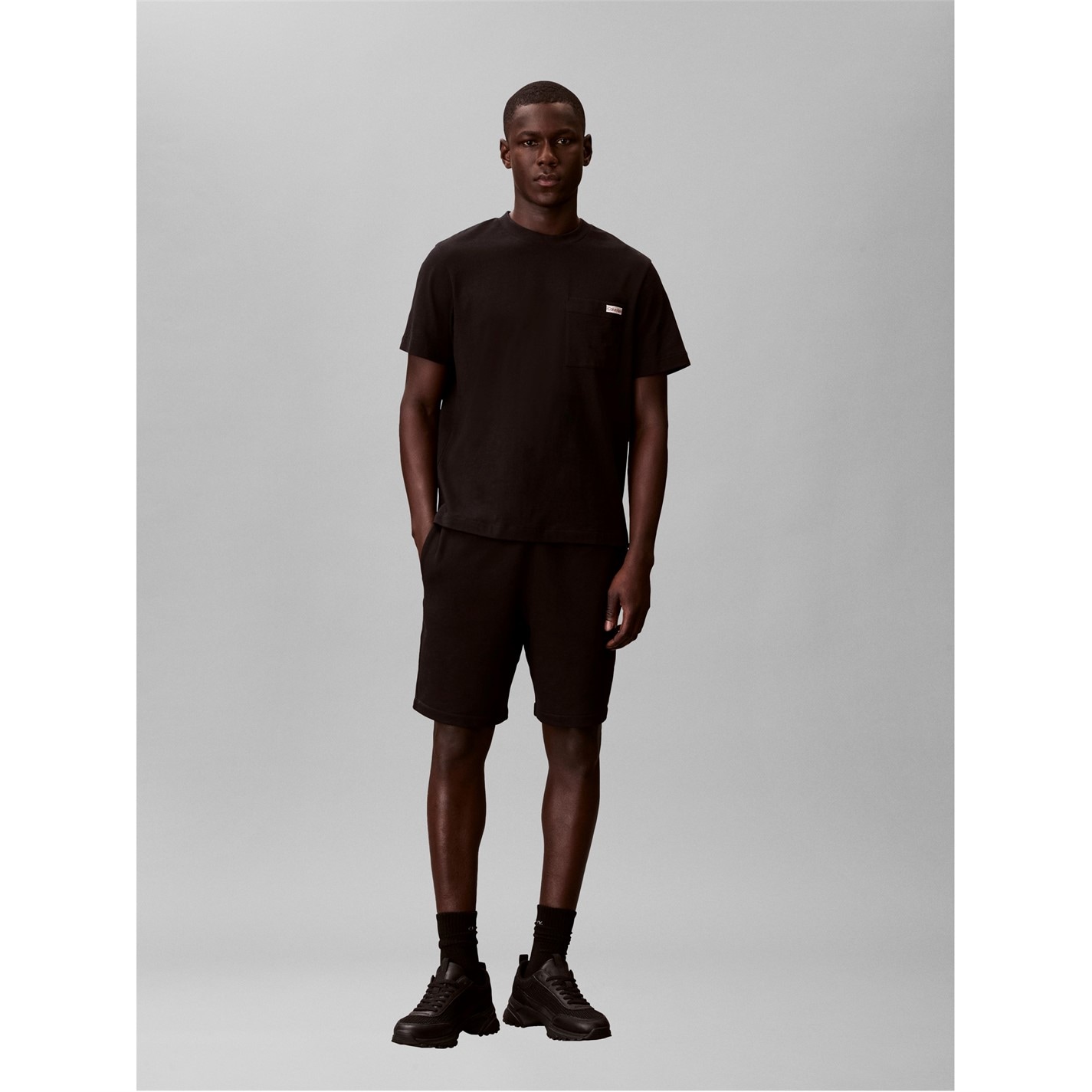 Kraťasy Calvin Klein Jeans Black 8406810 Men's Woven Badge Fleece Jogger Shorts - 4