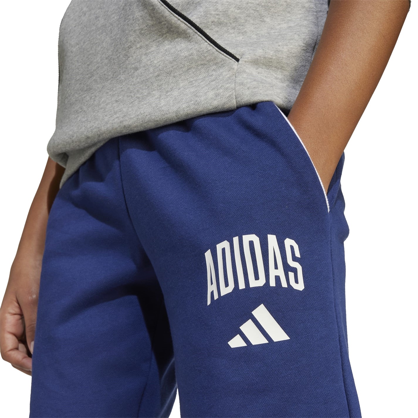 adidas Dk Blue 8806898 Unisex Kids' Jersey Jogger Shorts - 7