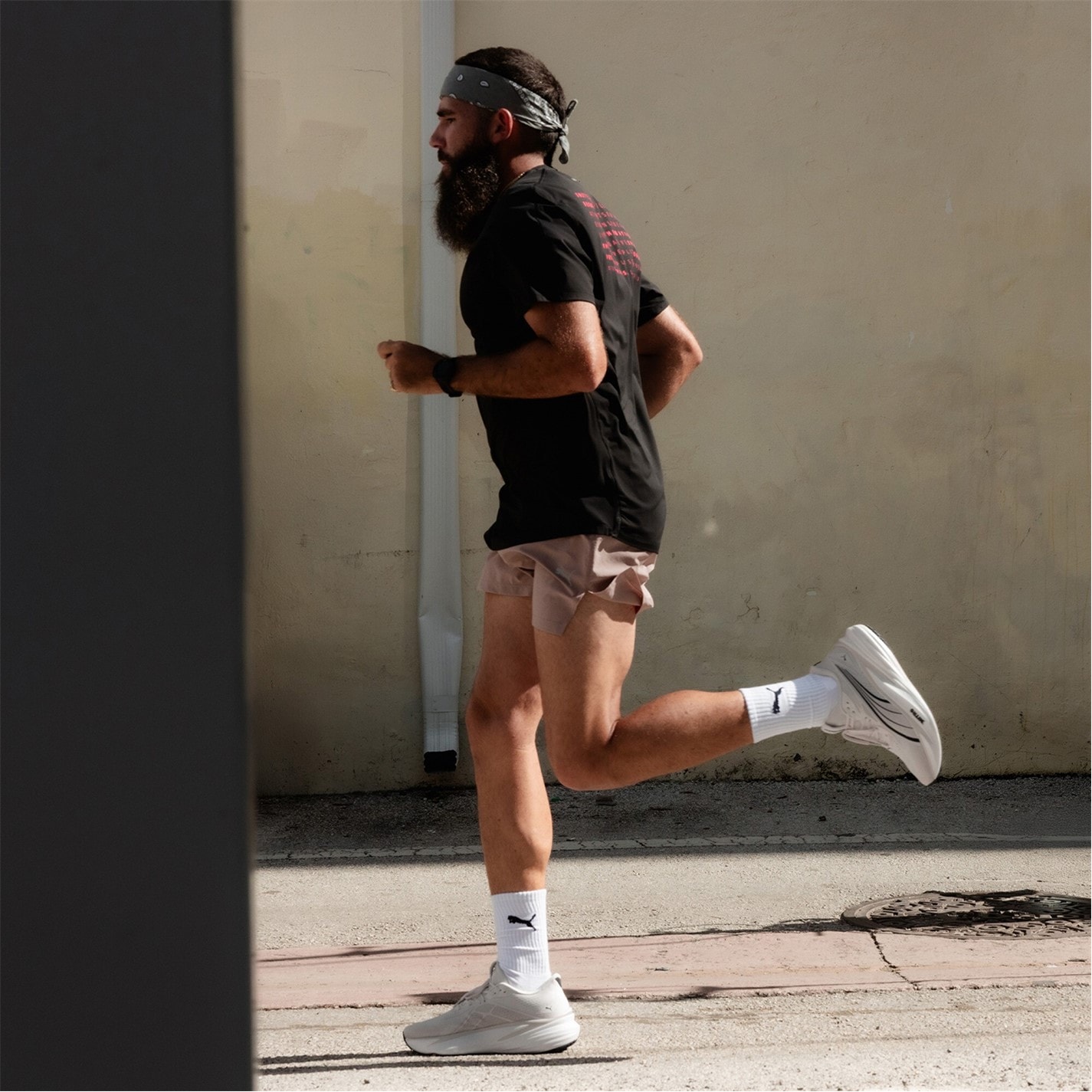 Kraťasy Puma Sandstone 4716178 Men's Dreamrun 5in Drycell Performance Gym Shorts - 8