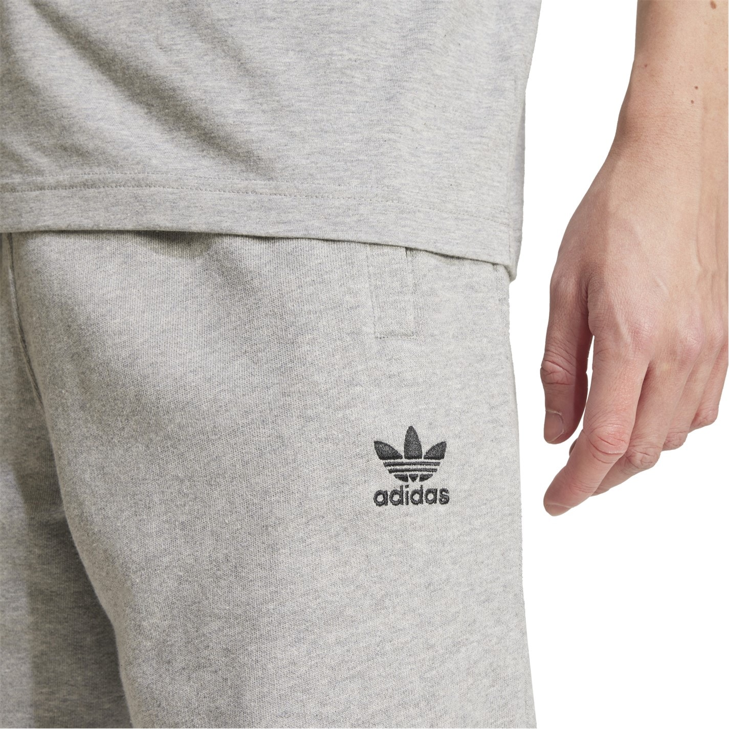 Kraťasy adidas Originals Med Grey Heath 2797335 Men's Fleece Jogger Shorts - 4